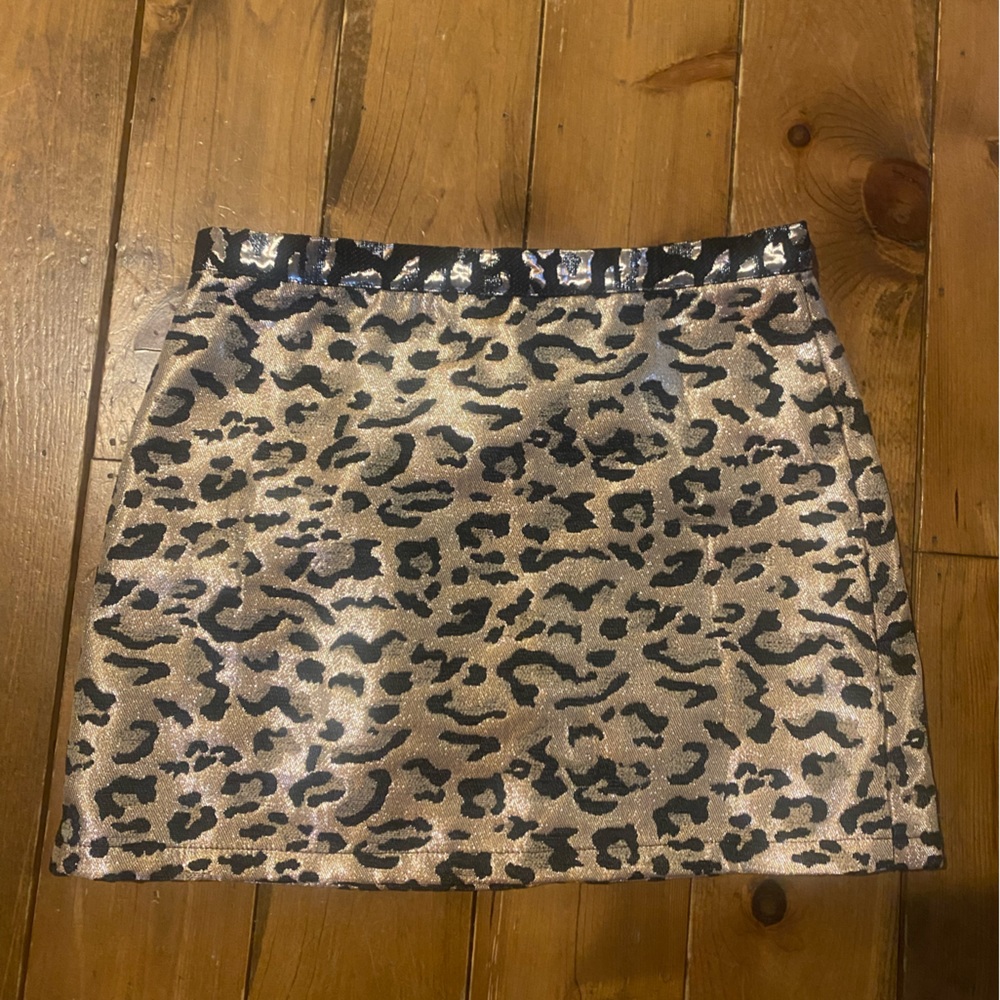 Super cute holiday skirt!